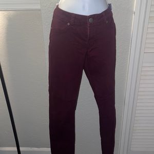 Burgundy pant